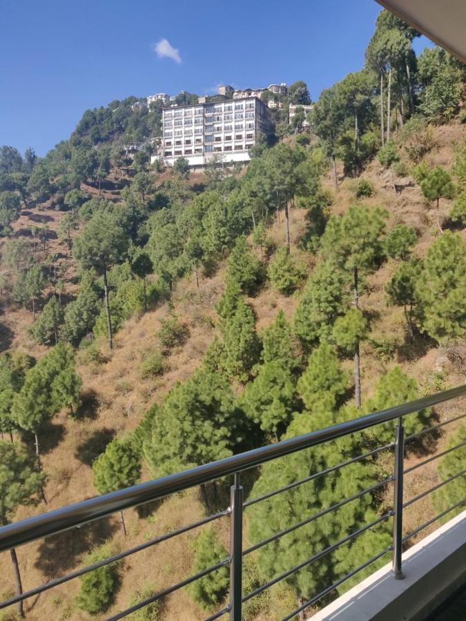 2Bhk Furnished Apartment/Near Kasauli/Barog/Luv Fun & Adventure Solan Dış mekan fotoğraf
