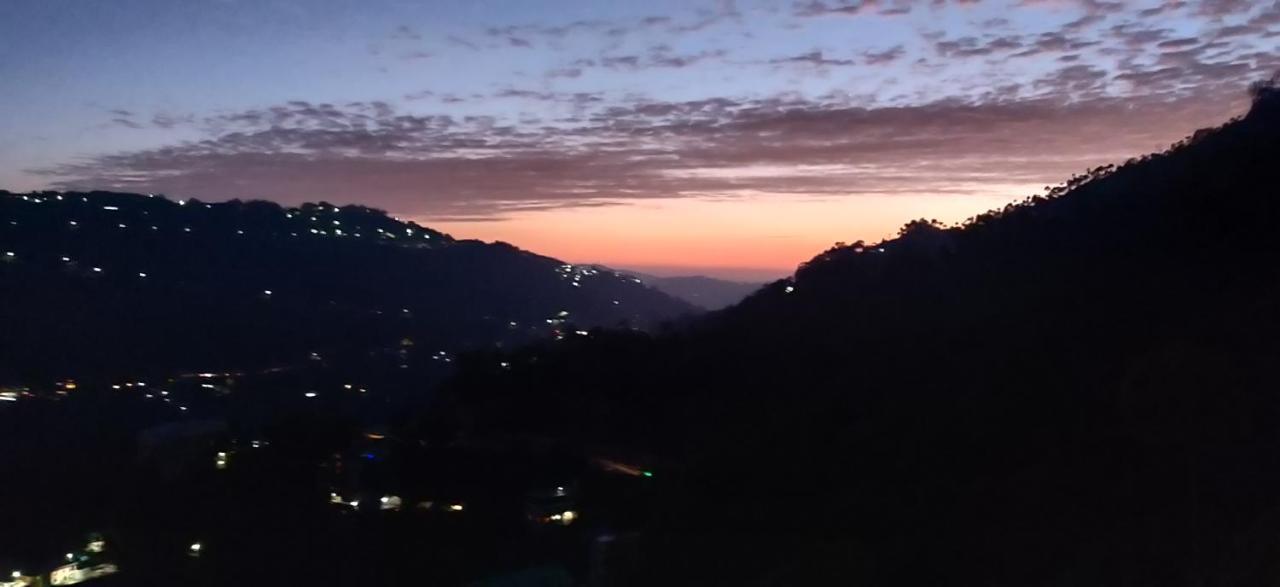 2Bhk Furnished Apartment/Near Kasauli/Barog/Luv Fun & Adventure Solan Dış mekan fotoğraf