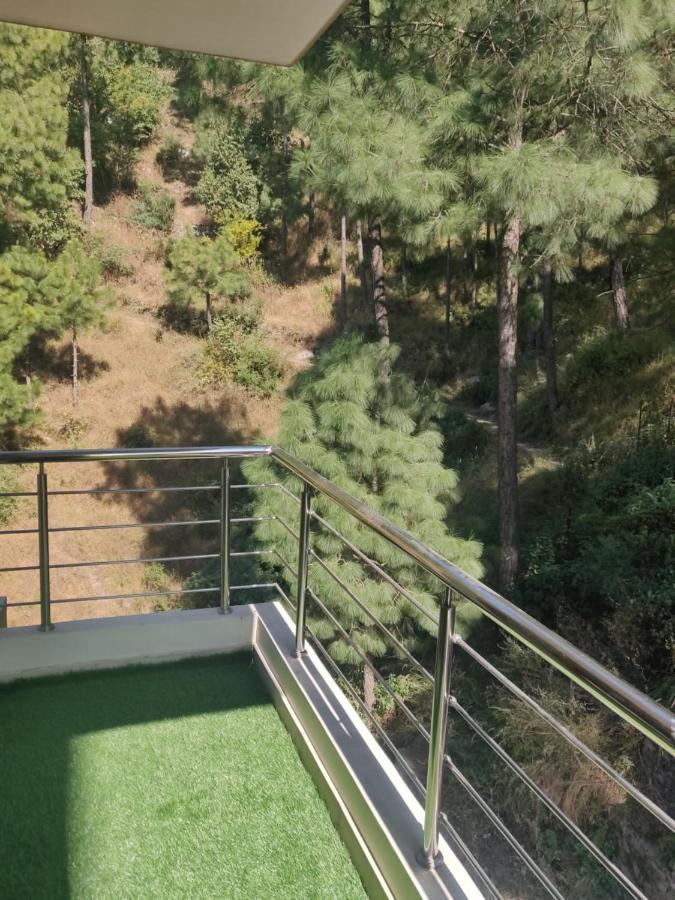 2Bhk Furnished Apartment/Near Kasauli/Barog/Luv Fun & Adventure Solan Dış mekan fotoğraf