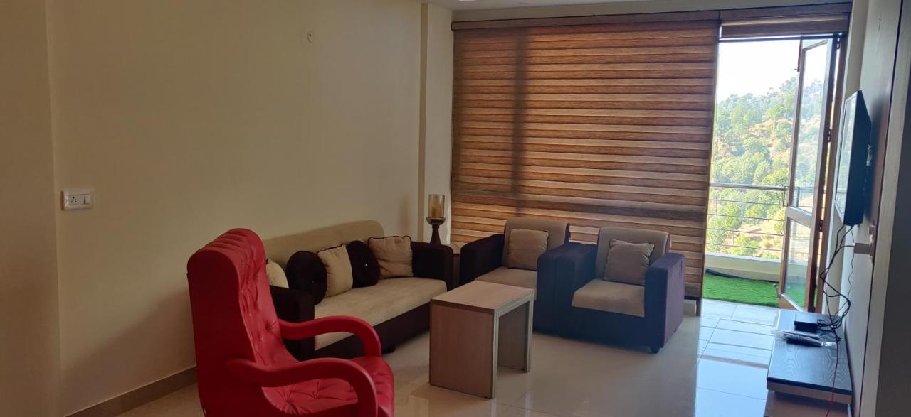 2Bhk Furnished Apartment/Near Kasauli/Barog/Luv Fun & Adventure Solan Dış mekan fotoğraf