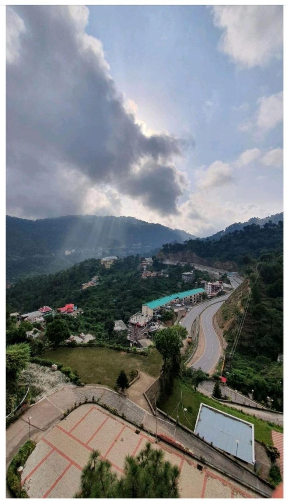 2Bhk Furnished Apartment/Near Kasauli/Barog/Luv Fun & Adventure Solan Dış mekan fotoğraf