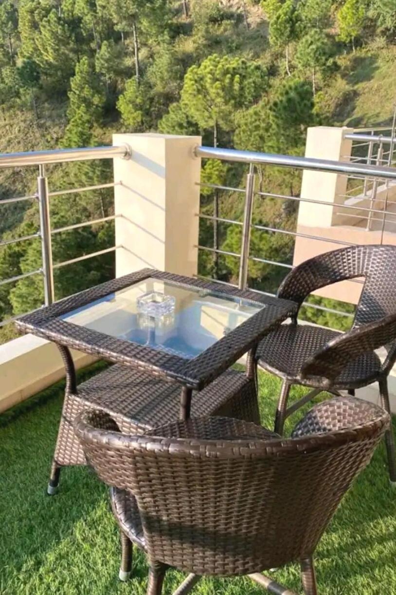 2Bhk Furnished Apartment/Near Kasauli/Barog/Luv Fun & Adventure Solan Dış mekan fotoğraf